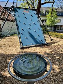 Spielgeraet-3